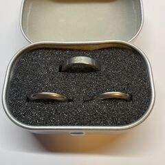 【新品未使用】純チタン 3ピース・リングの画像