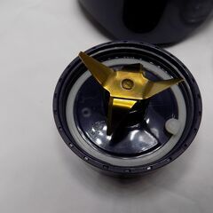 フランフラン　スムージーミキサー　ジューサーミキサー　TOM-03　使用感少な目ですがボトルトップにつけるハンドル欠品　2016年製　【非対面取引です】の画像