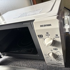 IRIS OHYAMA電子レンジ フラットテ-ブル。IMB- F182-6。2017年製。の画像