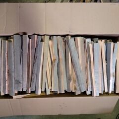 乾燥薪　焚き付け　20kgの画像