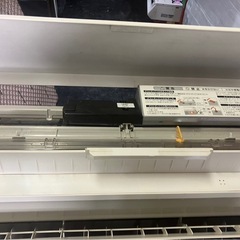 大阪引取限定　TOSHIBA RAS-E40D(R)S エアコン本体の画像