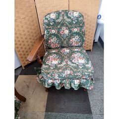 右側肘付き シングルソファ 飛騨産業 キツツキ 穂高 布製 花柄 1人掛け 1P リビングチェア ソファ 応接 札幌 北20条店の画像