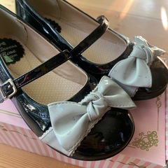 エナメルストラップシューズ　21センチ　発表会　セレモニーの画像