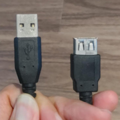 めちゃくちゃ長いUSBケーブル type2.0の画像