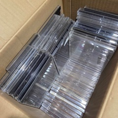 CD／DVDの空きケース（普通）100枚以上　の画像