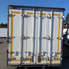 ♪八街B区SP85♪物置♪コンテナ♪手頃♪断熱材あり♪アルミ箱♪の画像