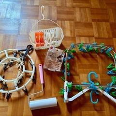 洗濯バサミハンガーと洗濯バサミグッズの画像