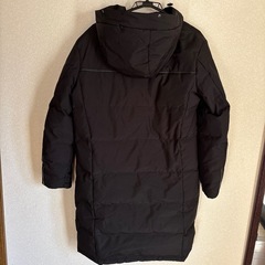 レディース黒ダウンコート　L　の画像