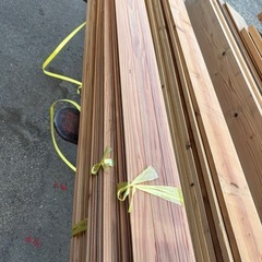 杉　実付き　化粧板の画像