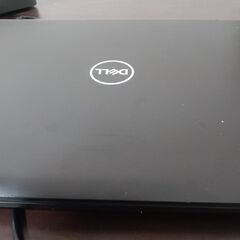 DELL 高性能8世代　corei3 高速SSD　メモリ4G 薄型スリム　カメラ内蔵の画像