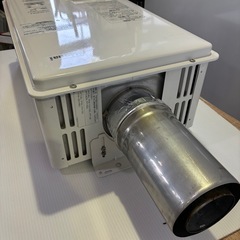 【バナナ苫小牧】⑥通電確認のみ  やや使用感あり　2019年製 リンナイ/Rinnai 給湯機　【RUX-V2015FFUA-E】　高さ700mm 横幅360mm 奥行き210mmの画像