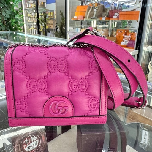 ☆ドリーム荒牧☆GUCCI　グッチ ミニ ショルダーバッグ レザー ピンク×シルバー金具 723777