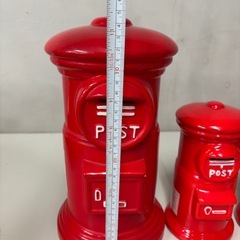 郵便ポスト型の貯金箱と公衆電話型の貯金箱 ぜんぶで5つまとめて！の画像