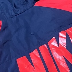 NIKEナイキ　ジャンパー　160サイズ　冬服の画像