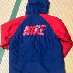 NIKEナイキ　ジャンパー　160サイズ　冬服の画像
