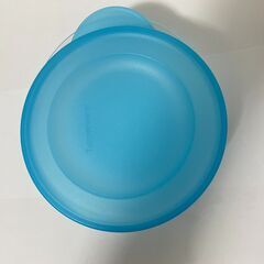 【新品未使用】Tupperware 容器（スカイブルー）の画像
