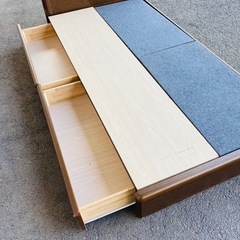 シングルベッド　引出し収納付き　フレームのみ　アイシン精機の画像