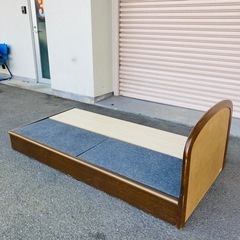 シングルベッド　引出し収納付き　フレームのみ　アイシン精機の画像