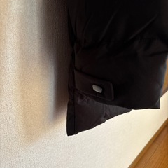 レディース黒ダウンコート　の画像