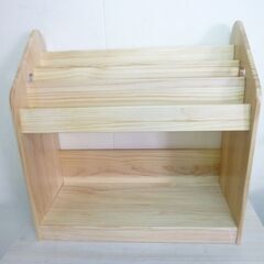 ①未使用/新品　訳あり特価　絵本ラック 3段 完成品 幅70cm 天然パイン材 面取り おもちゃ箱 ディスプレイ収納 ナチュラル　定価15,999円の品　アウトレットの画像