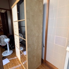 IKEAの棚の画像