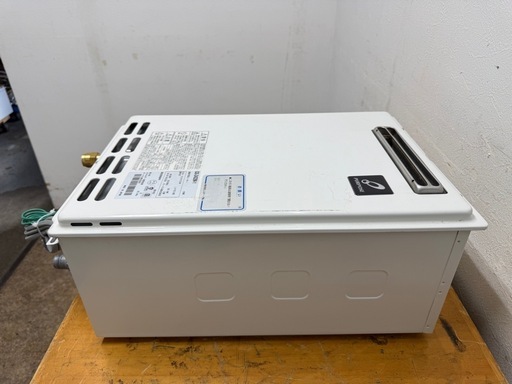 パーパス　PURPOSE　ガス給湯器　２４号　LPプロパンガス　２０１９年製　GS-2402W