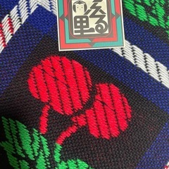 レトロかわいい こたつ布団 さくらんぼ柄の画像