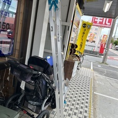 【脚立】【工具】クリーニング済み【管理番号1223】五の画像