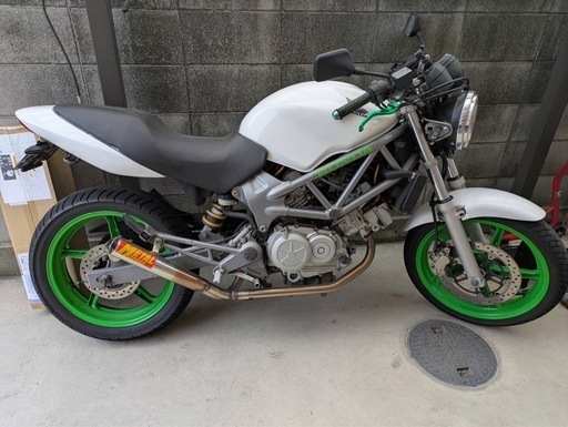 自賠責令和9年4月まで】VTR250 (そら) 善通寺のホンダの中古あげます