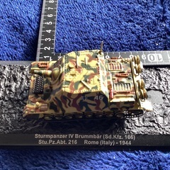 サウジアラビア　M2 Bradley など　戦車4台の画像