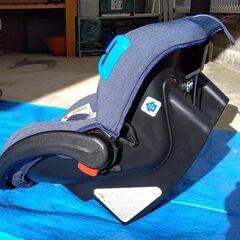 チャイルドシート　新生児～１歳頃まで用の画像