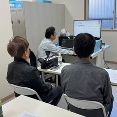 【交通誘導警備員】募集中🎵の画像