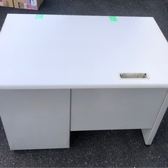 事務机　作業台　オフィス机
の画像