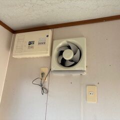 1棟限定　中古　２坪　ユニットハウス　早い者勝ち　倉庫　物置　事務所の画像