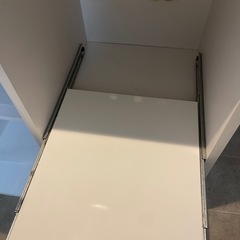 キッチン　収納　食器棚　の画像