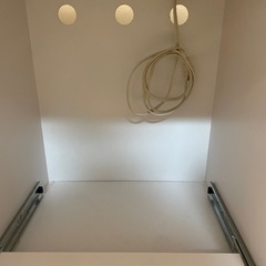 キッチン　収納　食器棚　の画像