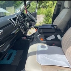 🉐ハイエースワイドボディ用シートカバーの画像