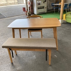 ダイニングテーブルセットの画像