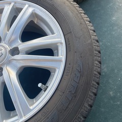 ZEPHYR 165/70R14 スタッドレスの画像