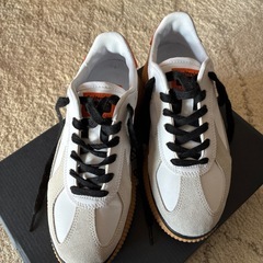 オニツカタイガー　24.5の画像