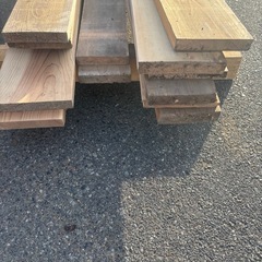 杉　足場板　バラバラの画像