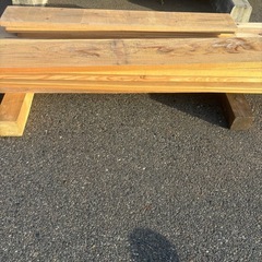 杉　足場板　バラバラの画像