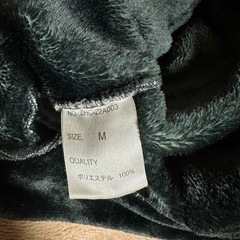 レディース M フリースパーカー 黒×白 フード付き 美品の画像