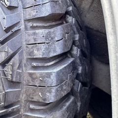 ハイエース　１６インチ　タイヤのみ４本の画像