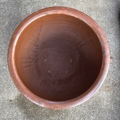 日本六古窯常滑焼（とこなめやき）の甕（かめ）水瓶、メダカ鉢、水蓮鉢など使い方はいろいろの画像