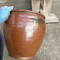 日本六古窯常滑焼（とこなめやき）の甕（かめ）水瓶、メダカ鉢、水蓮鉢など使い方はいろいろの画像