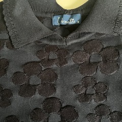 レディース　ニット　トップス　　紺色　花柄の画像