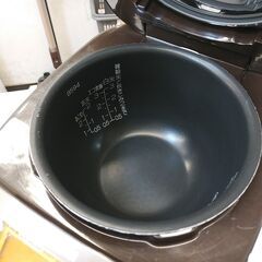 品質保証☆配達有り！4800円(税込み）象印 3合炊き IHジャー炊飯器 2021年製の画像