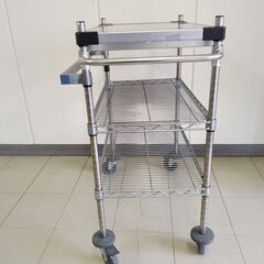 キャスター付き メタルラックワゴン② 3段（最上段ステンレス天板）作業台・キッチンワゴン　管理番号YN332AZの画像