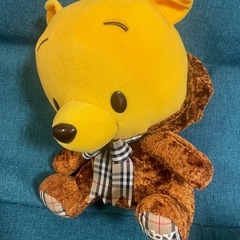 希少フード付きクマのプーのぬいぐるみの画像